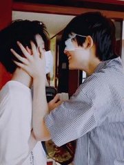 一个one致敬韩寒成年版